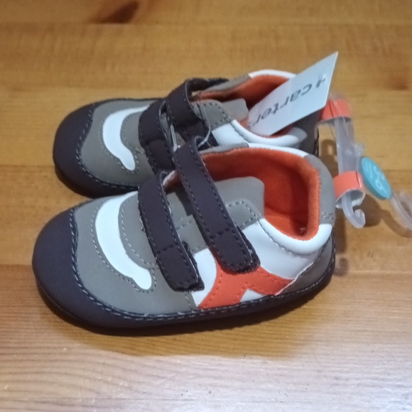 size 3-6 Carter's baby walkers. - Picture 4 of 8